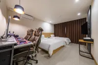 Shiheung Restay Hotels in Сіхин
