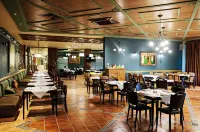 Hot Springs Medical and Spa - Desayuno