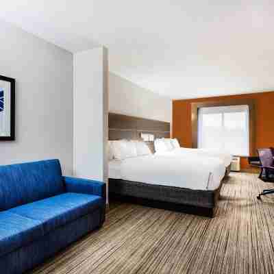 Holiday Inn Express & Suites Inverness-Lecanto Rooms