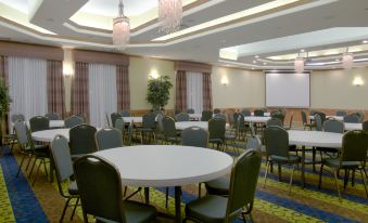 Holiday Inn Express & Suites Galveston West-Seawall