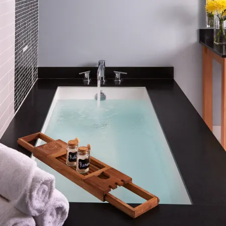 Kimpton SHOREBREAK RESORT by IHG