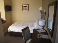 Kings Arms Hotel by Greene King Inns Hotels in Westerham