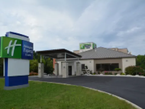 Holiday Inn Express & Suites WATERVILLE - NORTH by IHG Hotels in Waterville