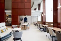 Holiday Inn & Suites MONTREAL AIRPORT by IHG - breakfast