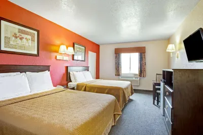 Howard Johnson by Wyndham Galveston Hotels in Galveston