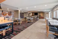La Quinta Inn & Suites by Wyndham Seattle Federal Way - Frühstück