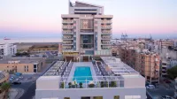 Radisson Blu Hotel Larnaca Отели в г. 