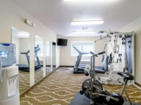 Quality Inn Huron Hotels in Huron