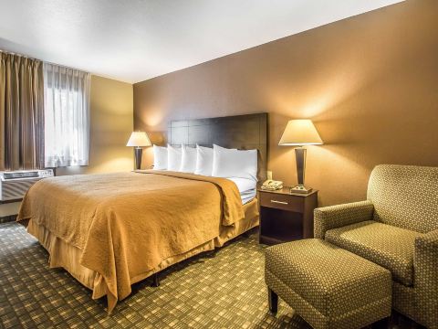 Quality Inn & Suites Decorah