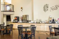 Quality Inn & Suites Hotels in Wilson