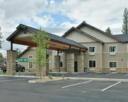 GrandStay Hotel & Suites Hotels in Sisters