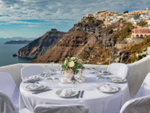 Athina Luxury Suites Hotels in Santorini