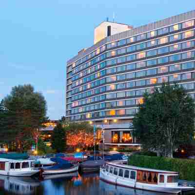 Hilton Amsterdam Hotel Exterior