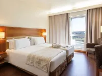 Mercure Lisboa Hotel - Kolam Renang