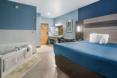 Rodeway Inn Carrollton I-35E Hotels near MIDWAY COMMONS