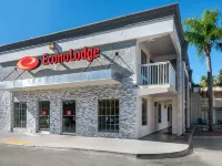 Econo Lodge Airport - RJ Stadium Hotels near Steinbrenner Field