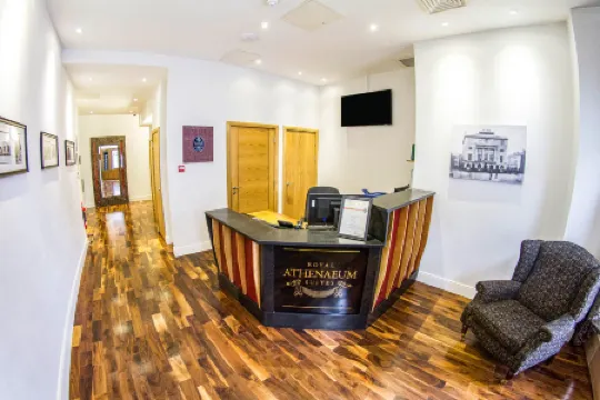 皇家神廟套房公寓式酒店