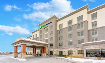 Holiday Inn Express & Suites Vaughan-Southwest