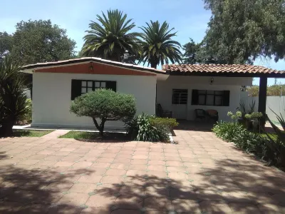 Hotel Palmas Teotihuacán Các khách sạn ở Ojo de Agua