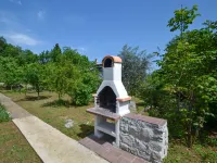 Franjo Hotels in Opric