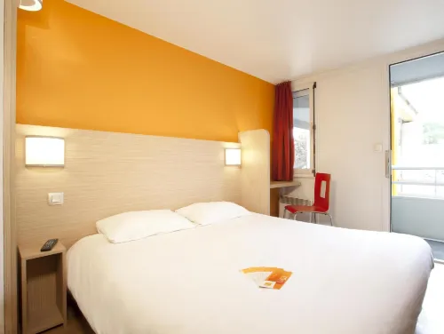 Première Classe Strasbourg Ouest Hôtels à : Oberhausbergen