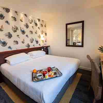 Hotel la Villefromoy Rooms