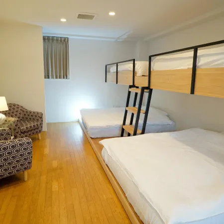 Santiago Guesthouse Hiroshima