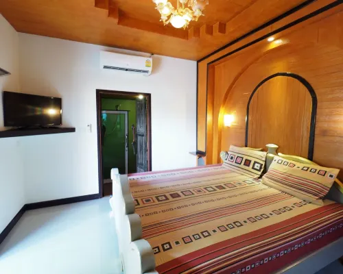 Sweet Inn Resort Hotels near Queen Suriyothai Monument
