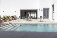 Hotel Senderos - Pools