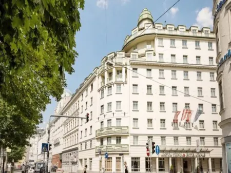 Austria Trend Hotel Ananas Отели рядом с достопримечательностью «Циркусвизе Альтерлаа»