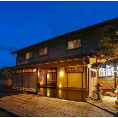 Hekisui Gyoen Hotel Exterior