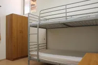 Roebuck Bay Backpackers and Party Bar 브룸 주변 호텔