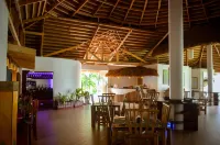 Vanilla Sky Dive Resort - Desayuno