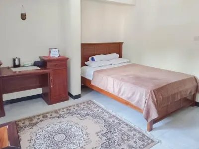 TRIYOGA Homestay Syariah RedPartner Hotel dekat Obyek Wisata Cibulan