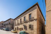 Dobo | Hostal Azacanes