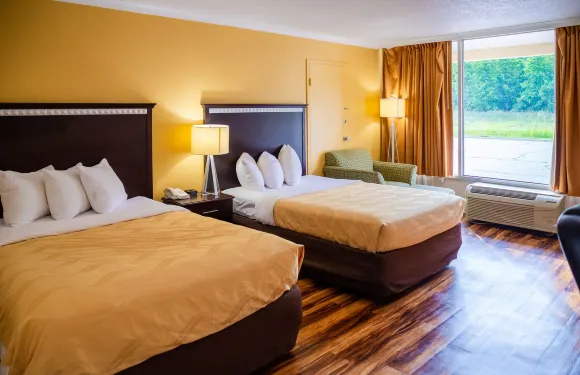 列治文山-薩凡納I-95品質酒店