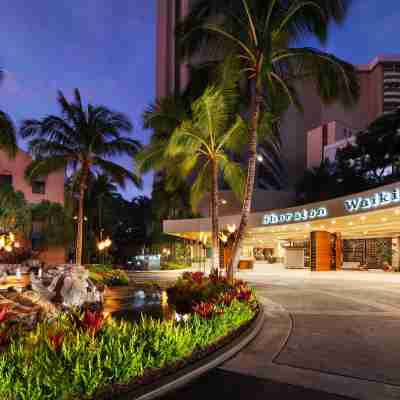 Sheraton Waikiki Beach Resort Hotel Exterior