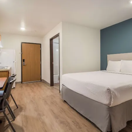WoodSpring Suites Houston la Porte