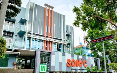 Hotel Sonic Airport Semarang Отели рядом с Аэропорт Ачмад Уани