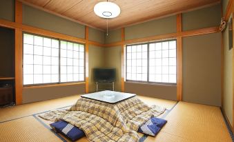 Petit House Hiromi - Housity