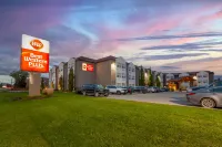 Best Western Plus Rose City Suites فنادق في Niagara Regional Municipality