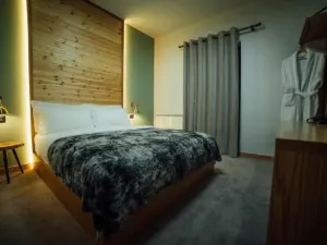 Hotel Kulla e Bajraktarit