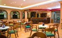 Aparthotel Cabicastro