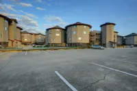 Outer Banks Beach Club - parking