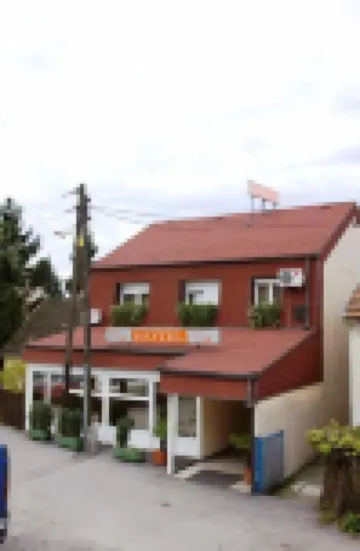 Hotel Fala โรงแรมใน