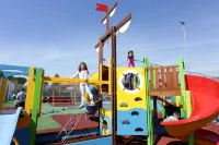 Elite City Resort - familiares