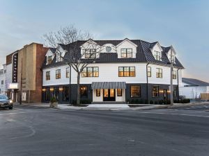 The Menhaden Hotel