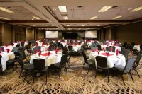 Red Lion Hotel Kalispell - Pools