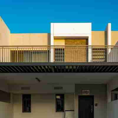 Kohh – 3Br Townhouse in Claret Hotel Exterior