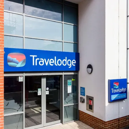 Travelodge Camberley Central